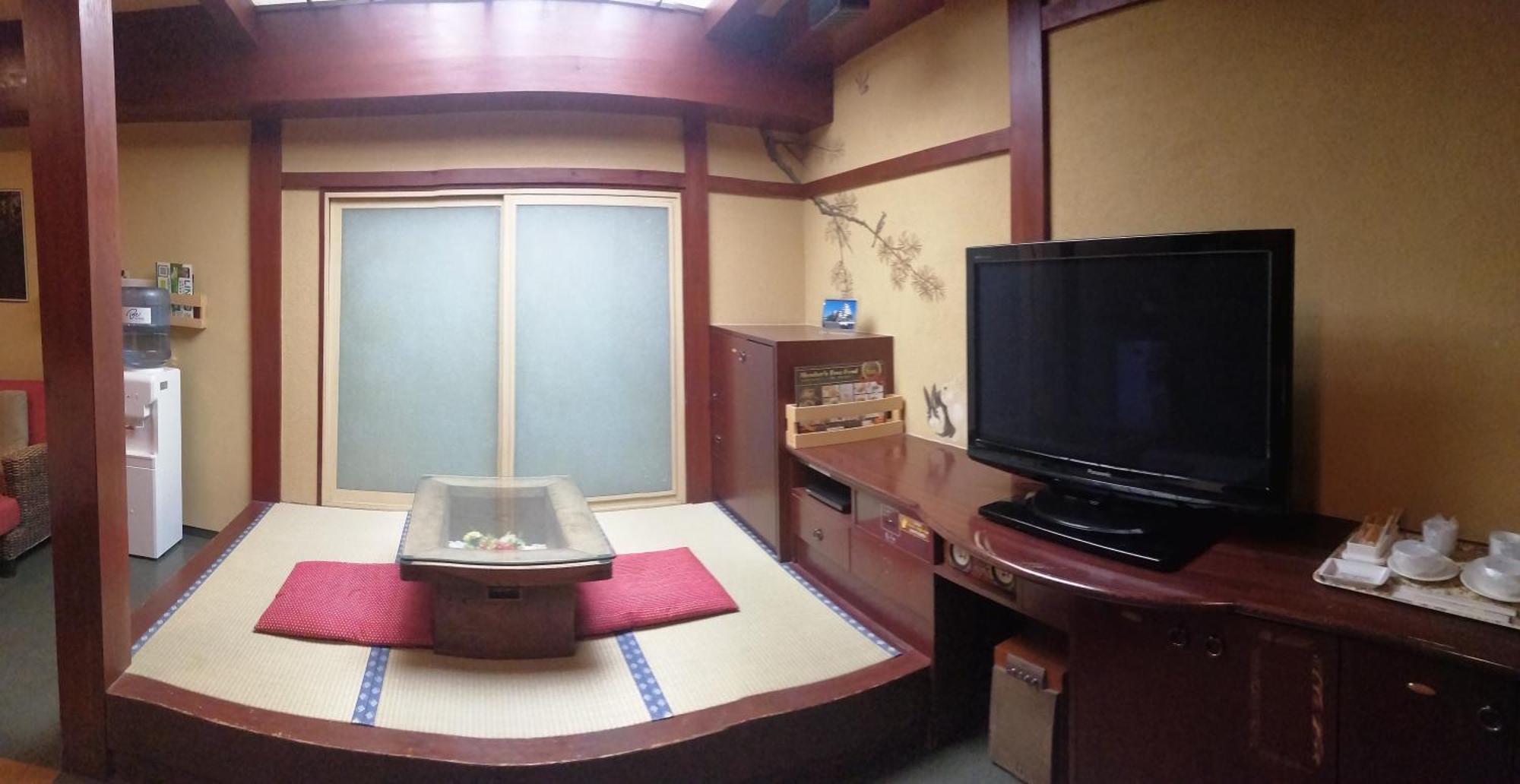 Hotel Tsukinoakari月燈 姫路城隣 (Adults Only) Himeji Exterior foto