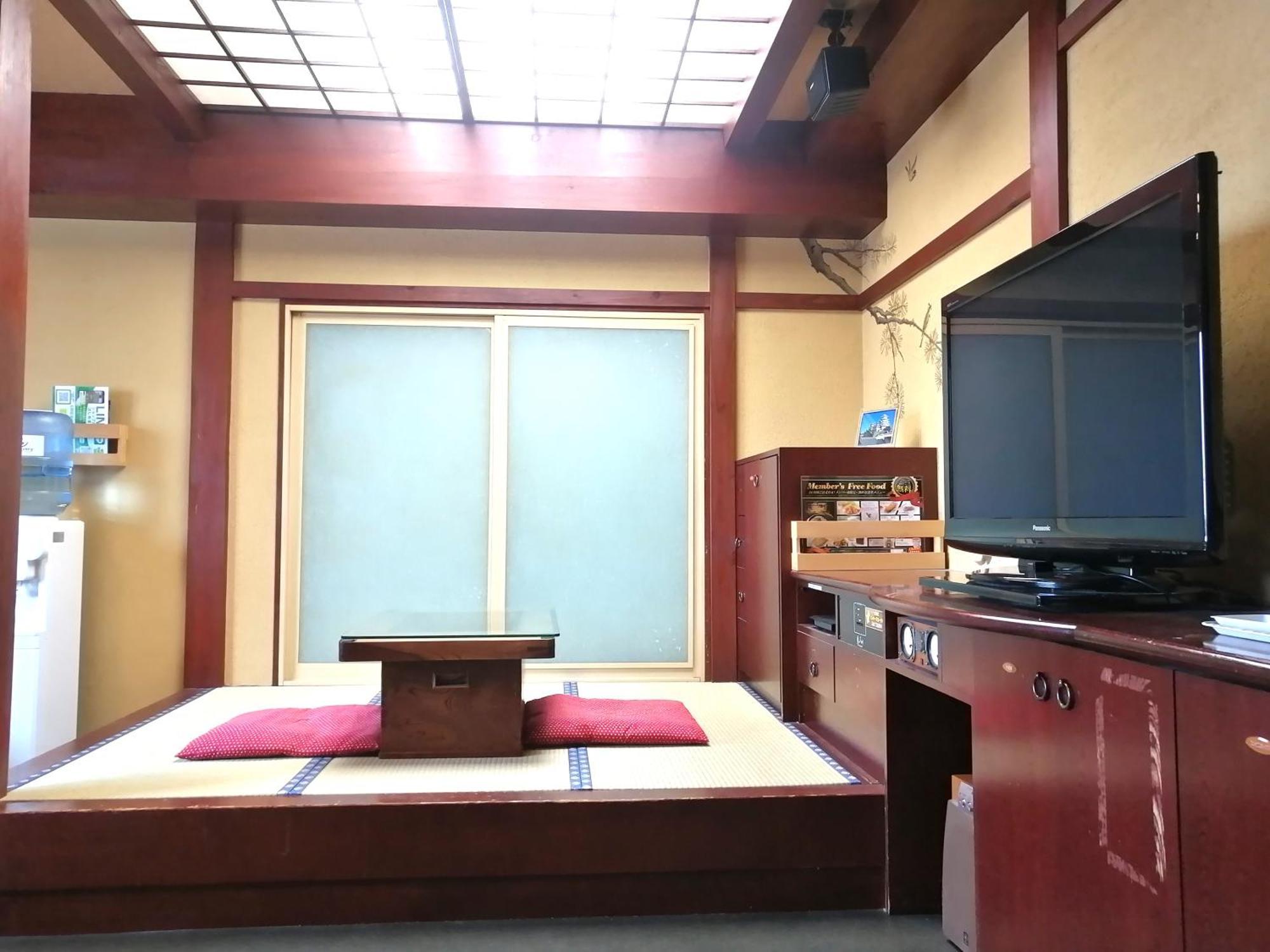 Hotel Tsukinoakari月燈 姫路城隣 (Adults Only) Himeji Exterior foto